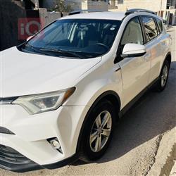 تۆیۆتا ڕاڤ 4